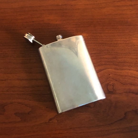 Stainless Steel Flask - Picture 3 of 11